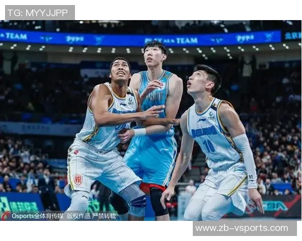 勇士总裁场边观战北京二将抢了外援的戏！